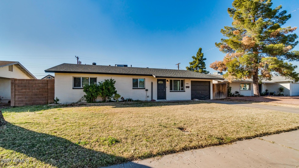 1726 N Daffodil St-1