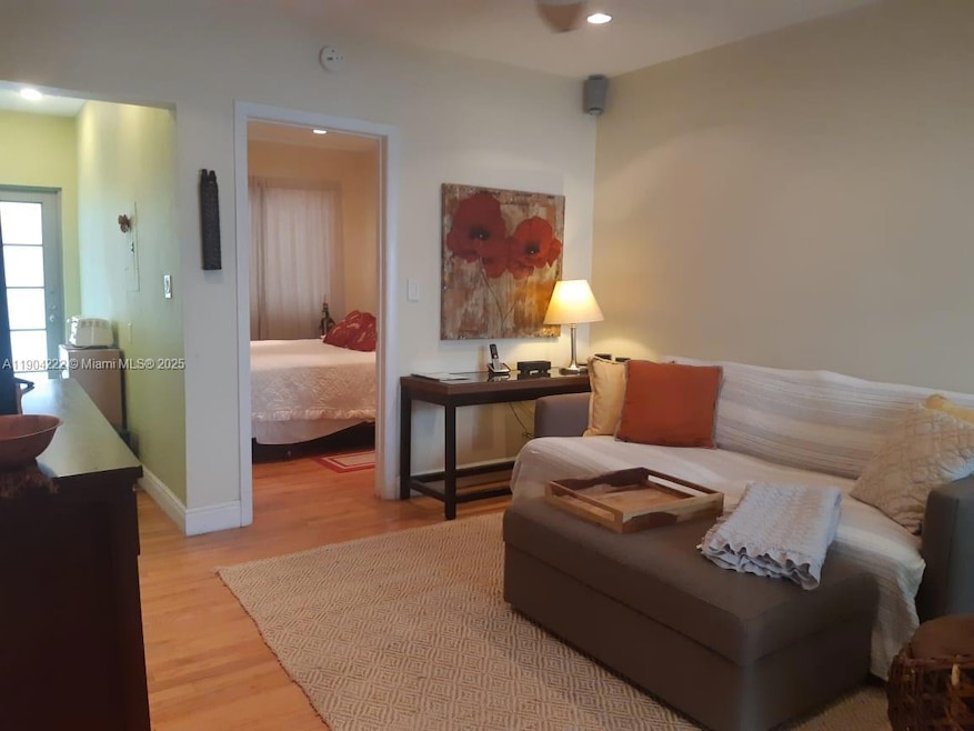 744 Lenox Ave unit 3, Miami Beach, FL 33139 - photo 1