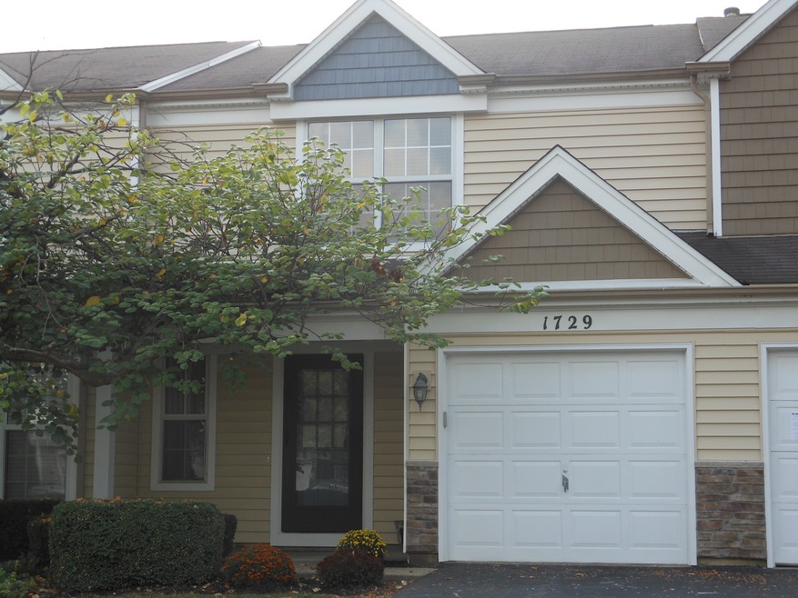 1729 Pebble Beach Circle, Elgin