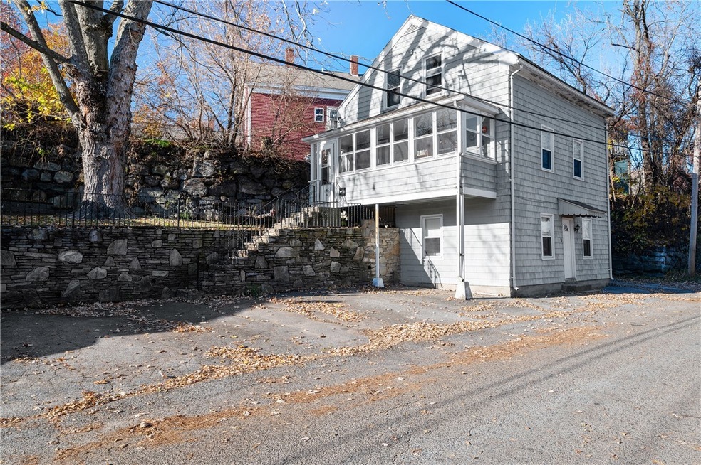 9 New St, Woonsocket, RI 02895 - photo 1