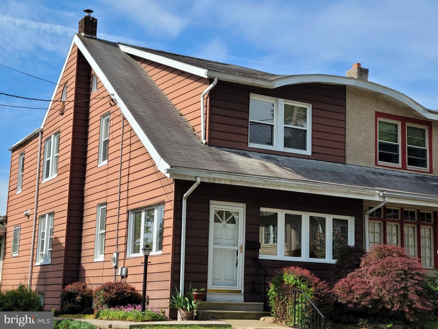 16 Fairview St, Boyertown, PA 19512 - photo 1