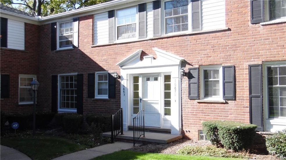 16863 Saint Paul St, Grosse Pointe Park, MI 48230 - photo 1