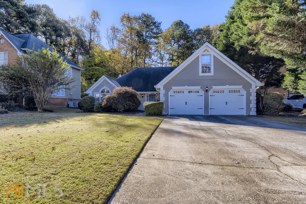 225 Rolling Mist Ct, Alpharetta, GA 30022 - photo 1