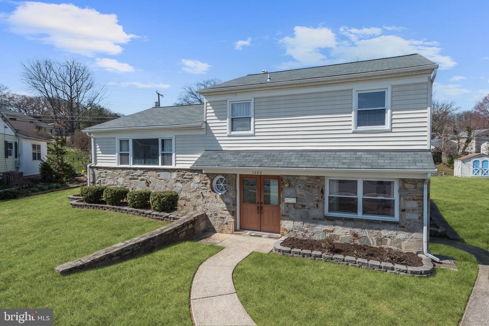 1200 Sparrow Ct, Halethorpe, MD 21227 - photo 1