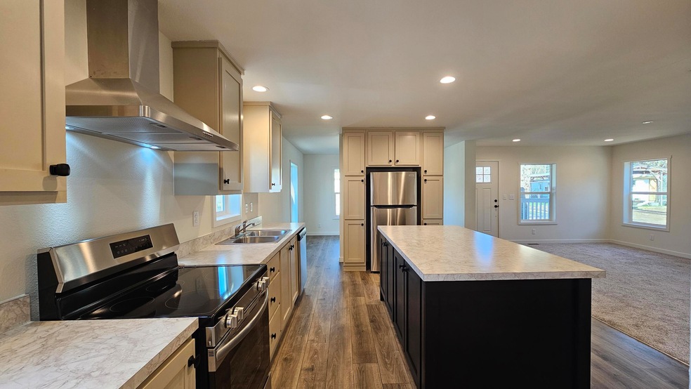 24542 Redwood Hwy unit 34, Kerby, OR 97531 - photo 1