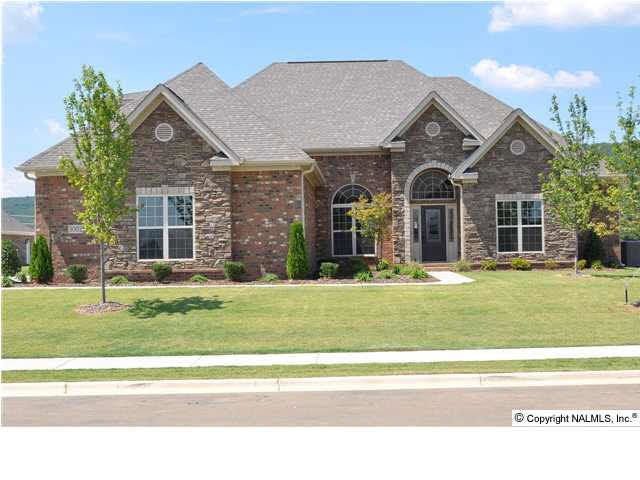 WELCOME TO 3002 LAUREL COVE WAY