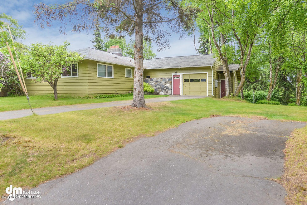 Exterior-1792-SMALL
