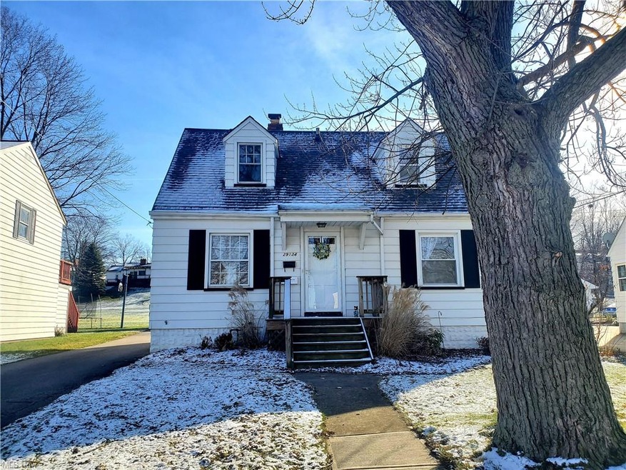29134 Elm Ave, Wickliffe, OH 44092 - photo 1