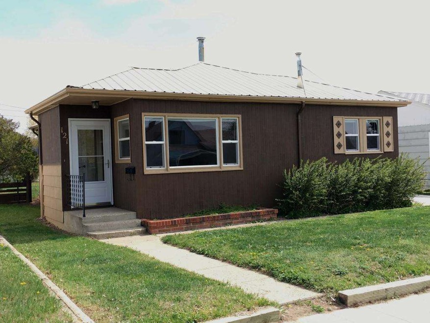 1 Front elevation