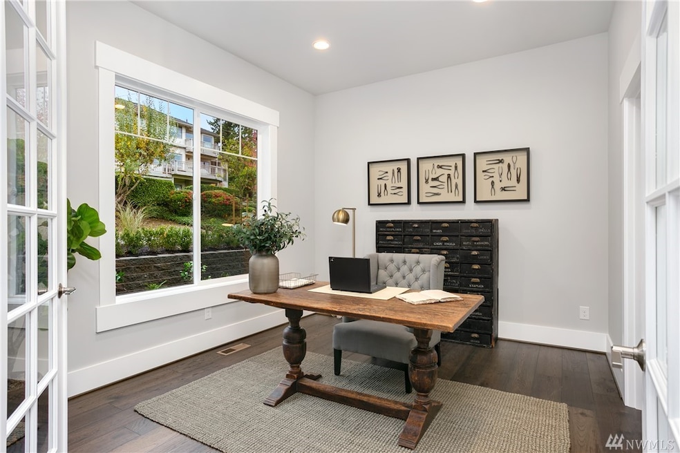 2423 67th Ave SE, Mercer Island, WA 98040 - photo 1