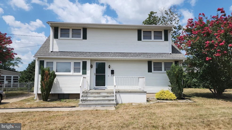 7 Saranac Rd, Trenton, NJ 08619 - photo 1