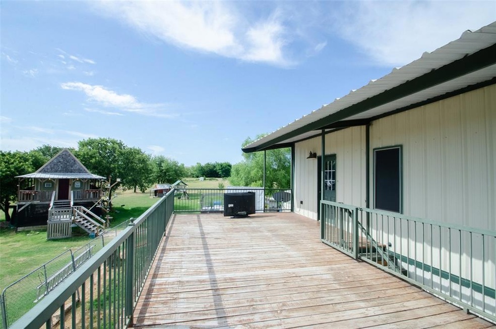 10311 S Fm 730 unit B, Boyd, TX 76023 - photo 1