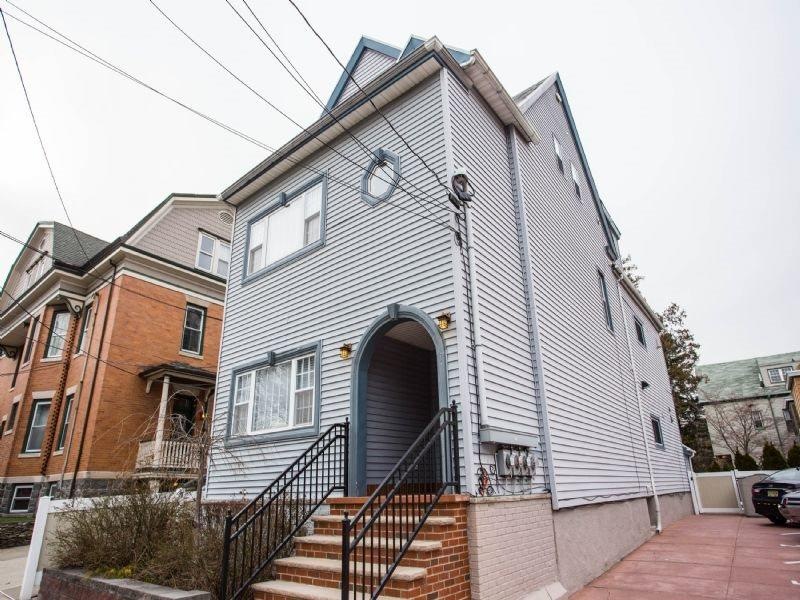 7 Louisa Place unit 3, Weehawken, NJ 07086 - photo 1