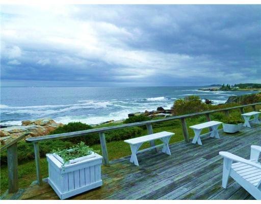 View. Stunning Bold Ocean. Eastern...