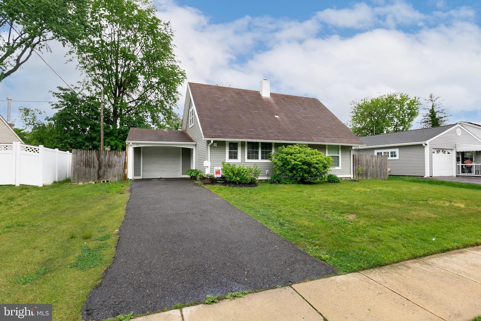 68 Shawmont Ln, Willingboro, NJ 08046 - photo 1