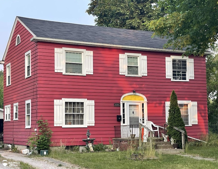 420 N Lapeer St, Davison, MI 48423 - photo 1