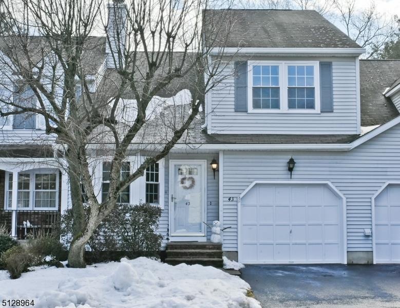 43 Carriage Ln unit 243, Sparta, NJ 07871 - photo 1