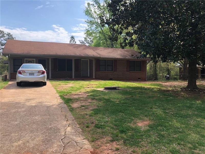 827 Ridge Ave, Covington, GA 30016 - photo 1