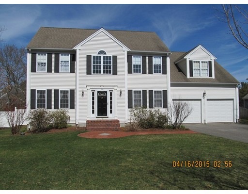 10 Oak Bluff Rd, Sagamore Beach, MA 02562 - photo 1