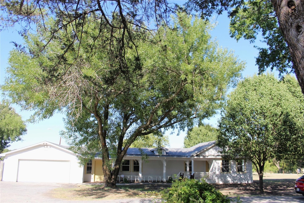 3331 Bethany Rd, Sherman, TX 75090 - photo 1