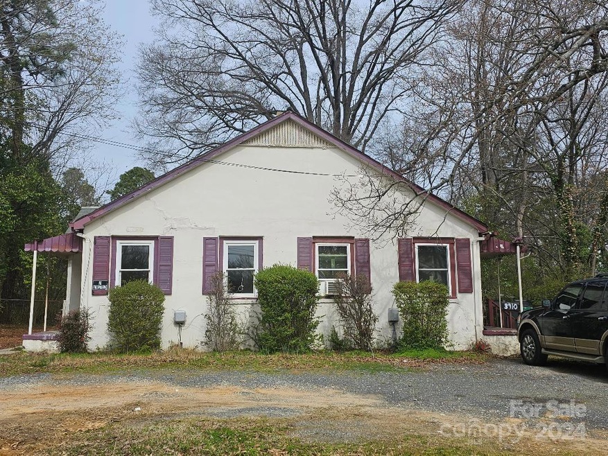 3910 Tuckaseegee Rd, Charlotte, NC 28208 MLS CAR4115894
