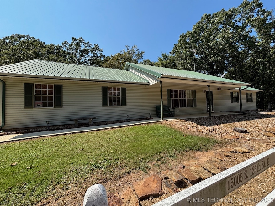 15005 S 125th St E, Webbers Falls, OK 74470 - photo 1
