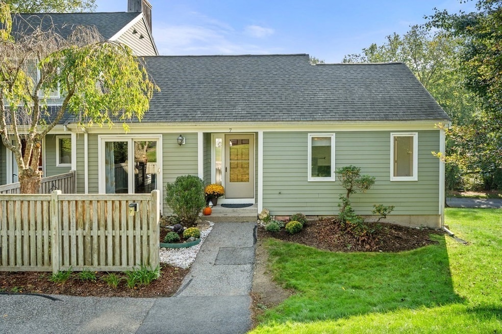 7 Drummer Boy Way, Lexington, MA 02420 - photo 1