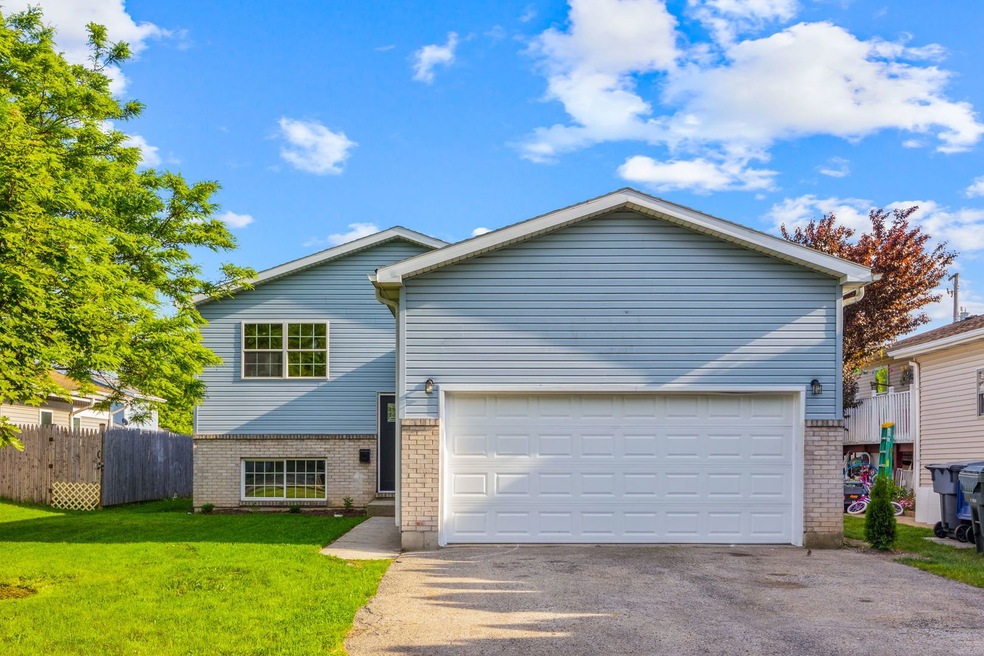 1525 11th St, Waukegan, IL 60085 - photo 1