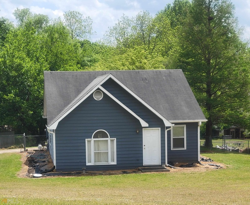 607 Leigh Ct, Winder, GA 30680 - photo 1