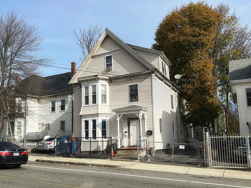 67 Milton St, Lawrence, MA 01841 - photo 1