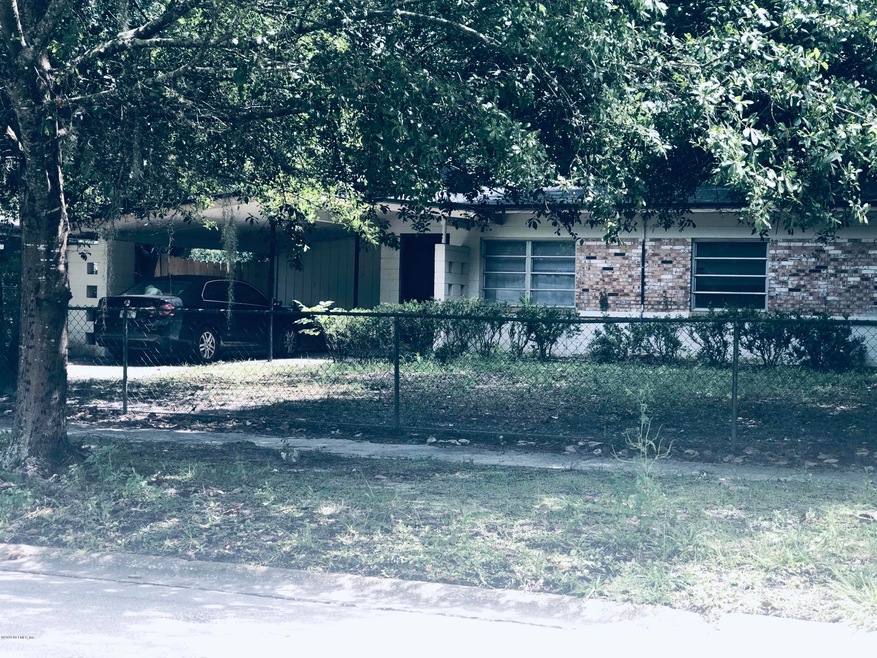 7542 Strato Rd, Jacksonville, FL 32210 - photo 1