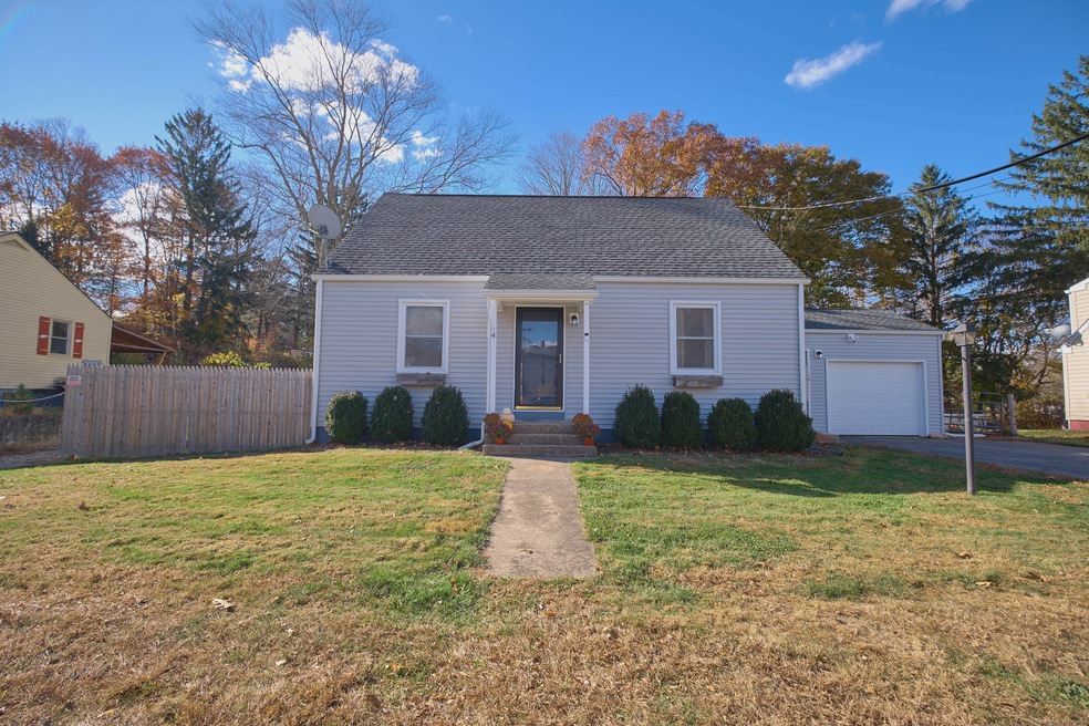 64 Gifford Ave, Willimantic, CT 06226 - photo 1