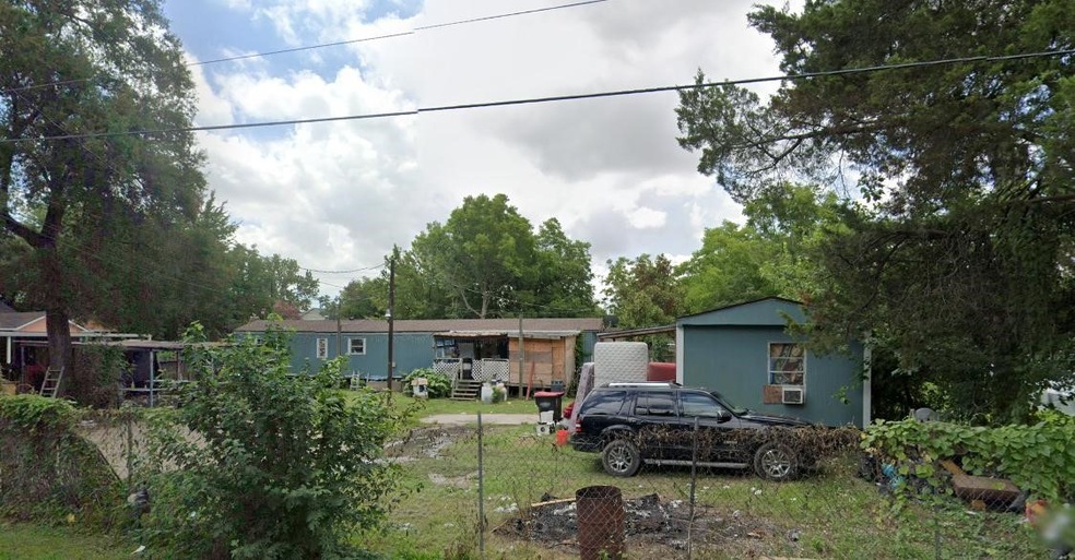 14514 Hillsboro St, Houston, TX 77015 - photo 1