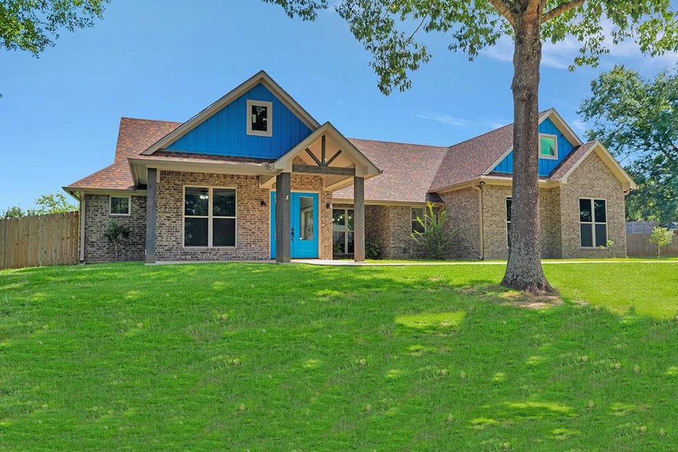 Pending $449,900