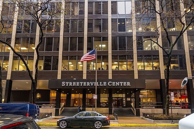 Streeterville Center Condos unit 1708, Chicago, IL 60611 - photo 1