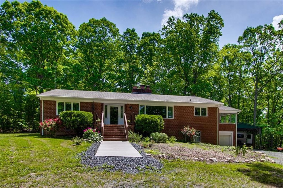 646 Back Creek Rd, Asheboro, NC 27205 - photo 1