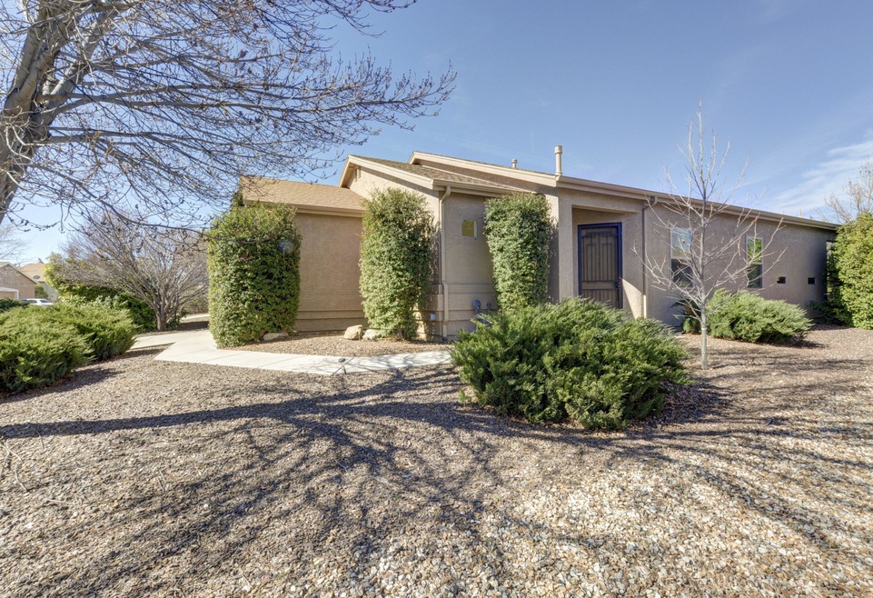 Beautifully upgraded Granville home