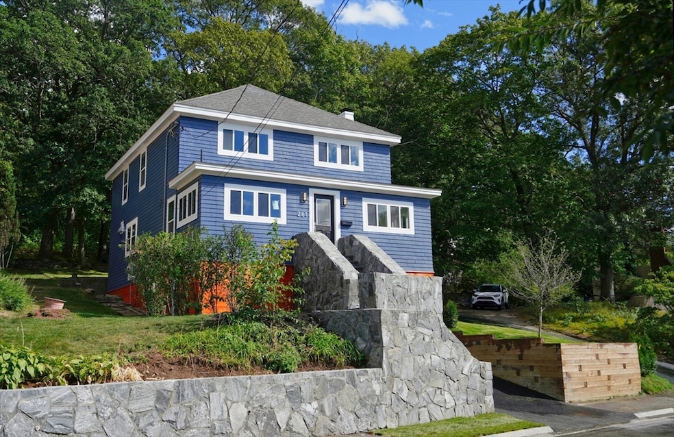 281 Forest St, Arlington, MA 02474 - photo 1