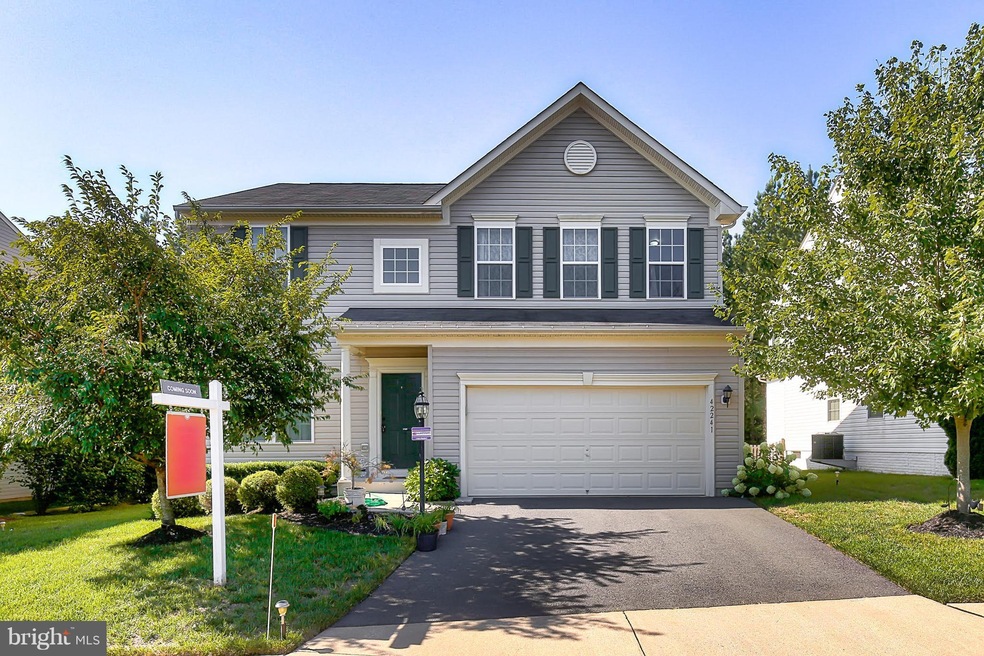 42241 St Huberts Place, Chantilly, VA 20152 - photo 1