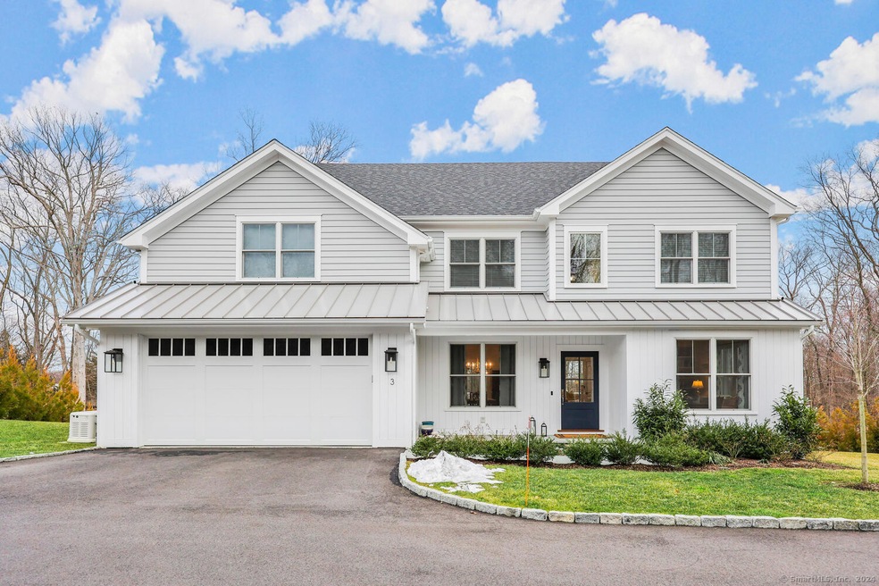 Welcome to 3 Silvermine Trail! Living at the end o