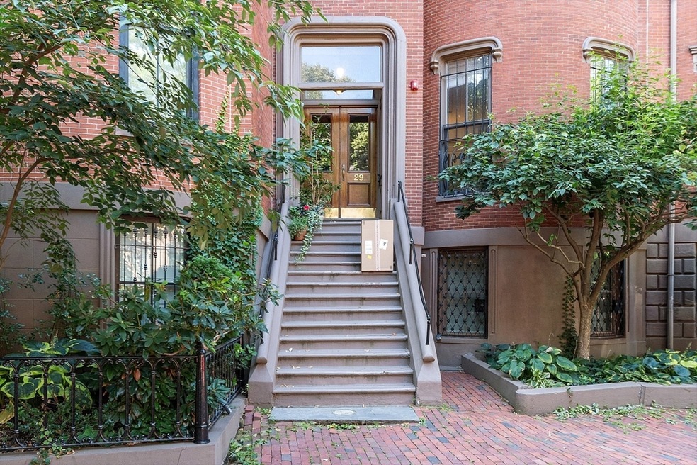 29 Worcester Square unit 5, Boston, MA 02118 - photo 1