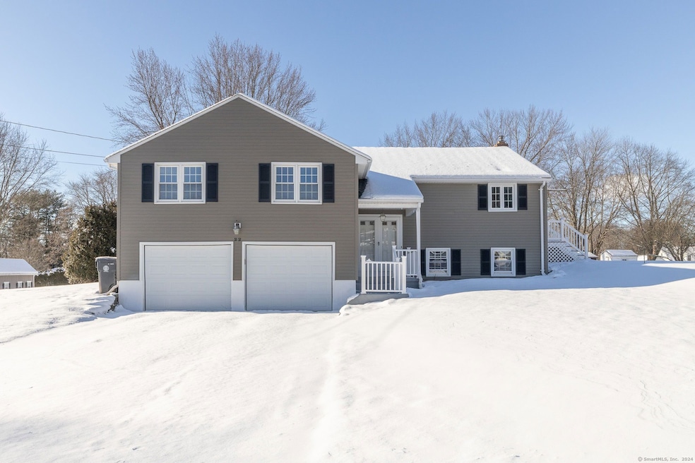 22 Sapphire St, Enfield, CT 06082 - photo 1