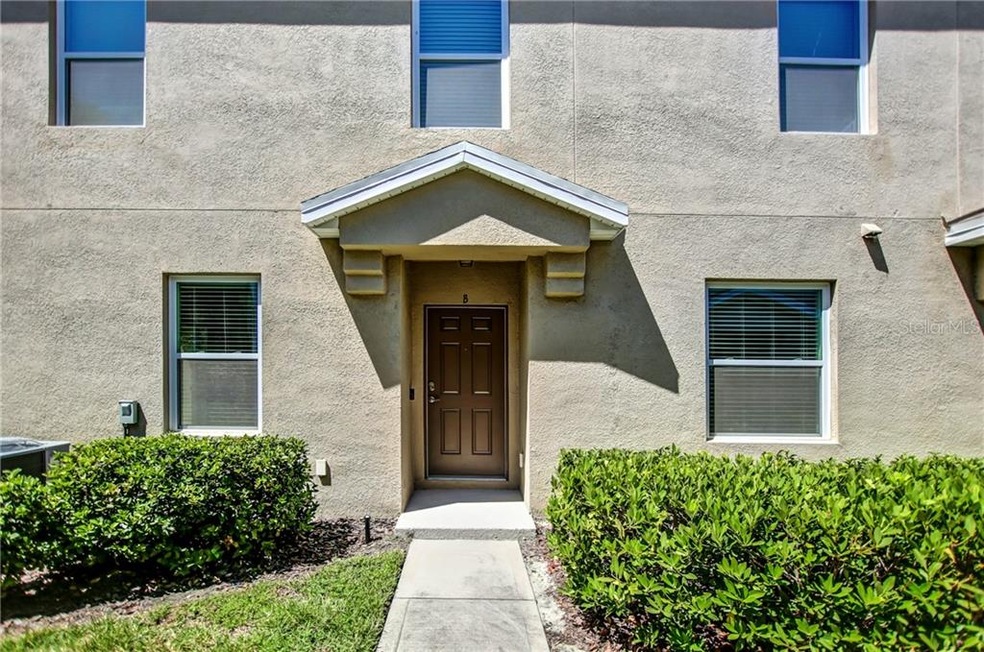 3641 Seneca Club Loop, Unit B, front door.