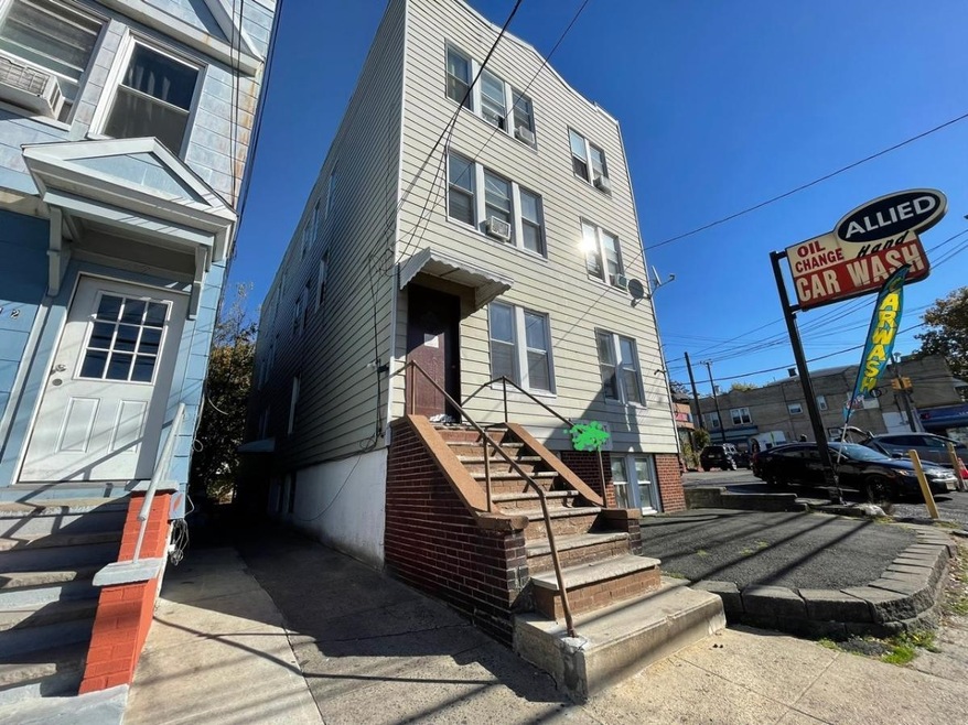 310 Danforth Ave unit 1, Jersey City, NJ 07305 - photo 1