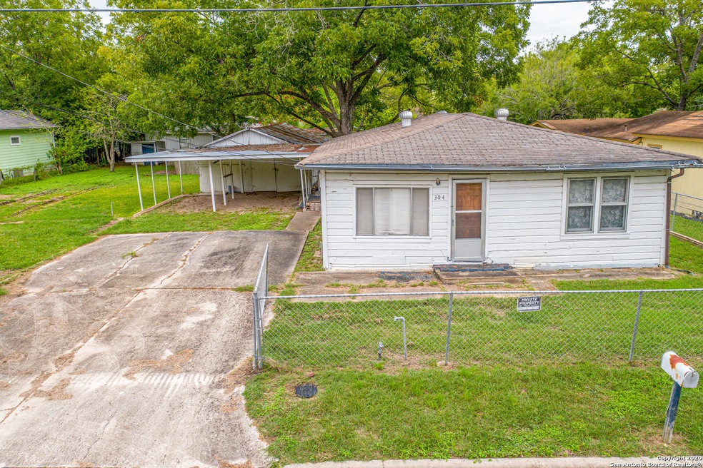 304 Saltillo St, San Marcos, TX 78666 - photo 1