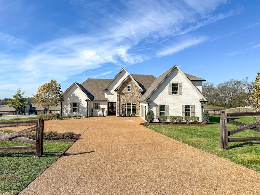 2308 Cages Bend Rd, Gallatin, TN 37066 - photo 1