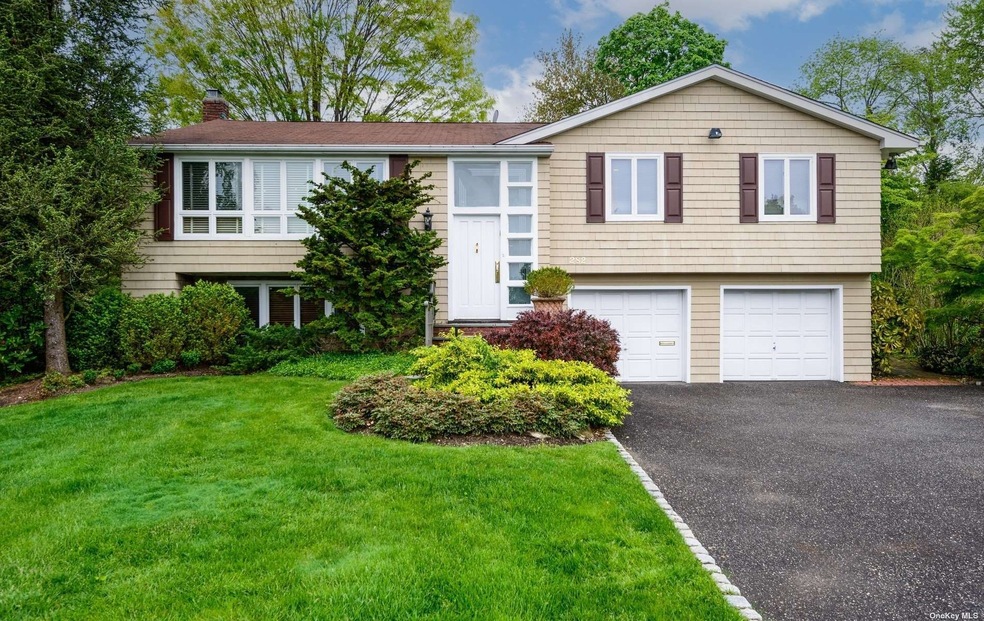 Sold $1,310,000 • Co-Listing Agent