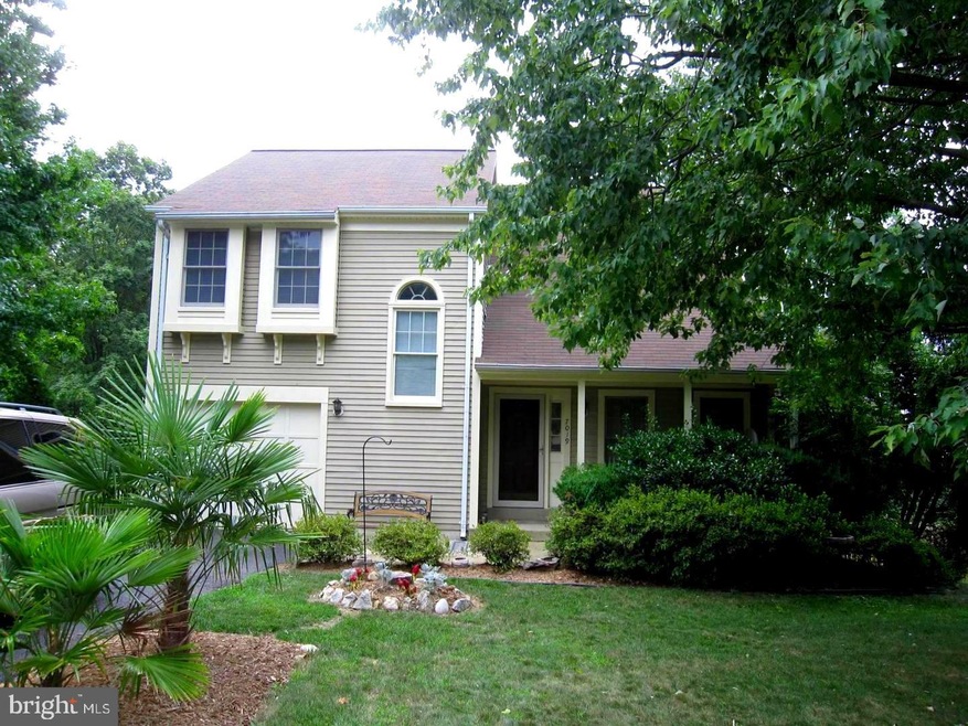 7019 Polins Ct, Alexandria, VA 22306 - photo 1