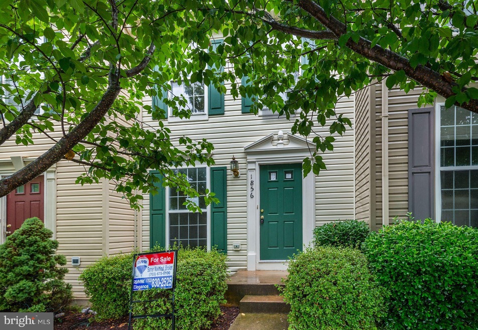 1856 Tiger Lily Cir unit 13, Woodbridge, VA 22192 - photo 1