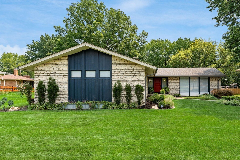 4226 Glenmawr Ave, Columbus, OH 43224 - photo 1